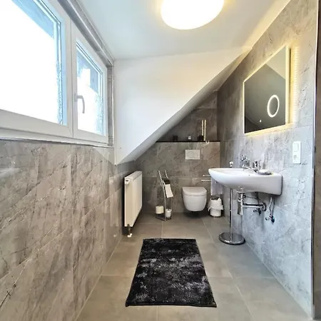 شقة 3 Zimmer Wohnung Koeln-Huerth-Bonn *